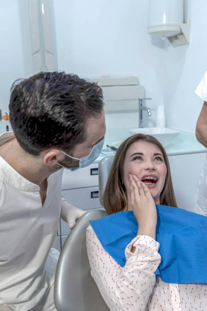 Best Mobile Emergency Dentist in Reedsville, WI